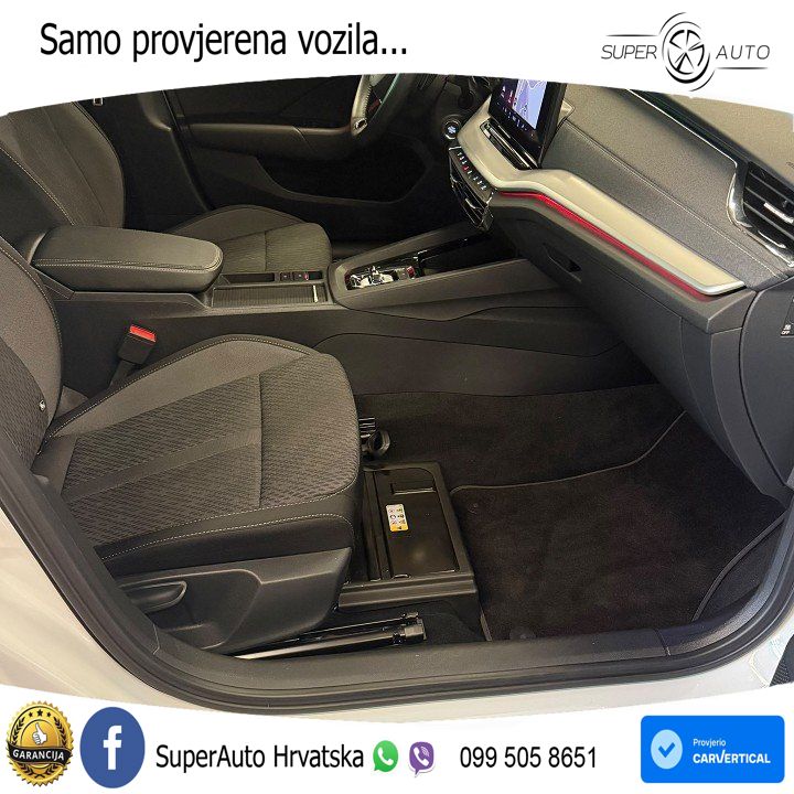 Škoda Octavia Combi 1.5 TSI EVO e-TEC (150 KS) DSG LED+GR SJED+ACC
