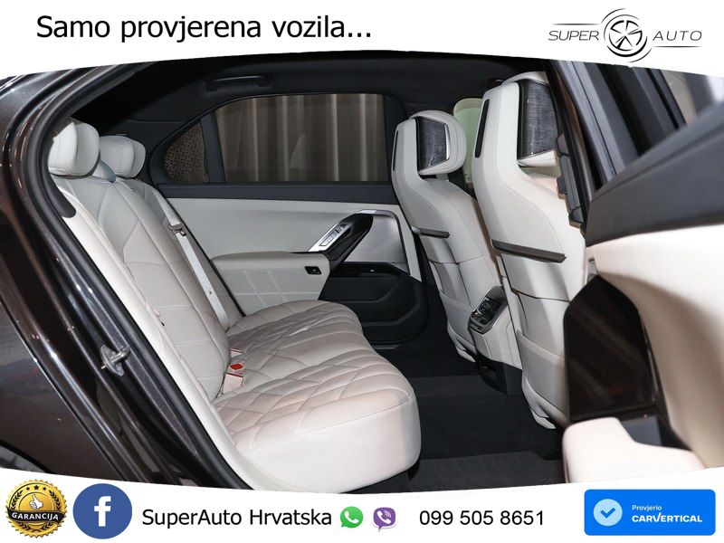 BMW 740d (299 KS) xDrive Steptronic ZRAČNI+ACC+GR SJED+KAM+PANO