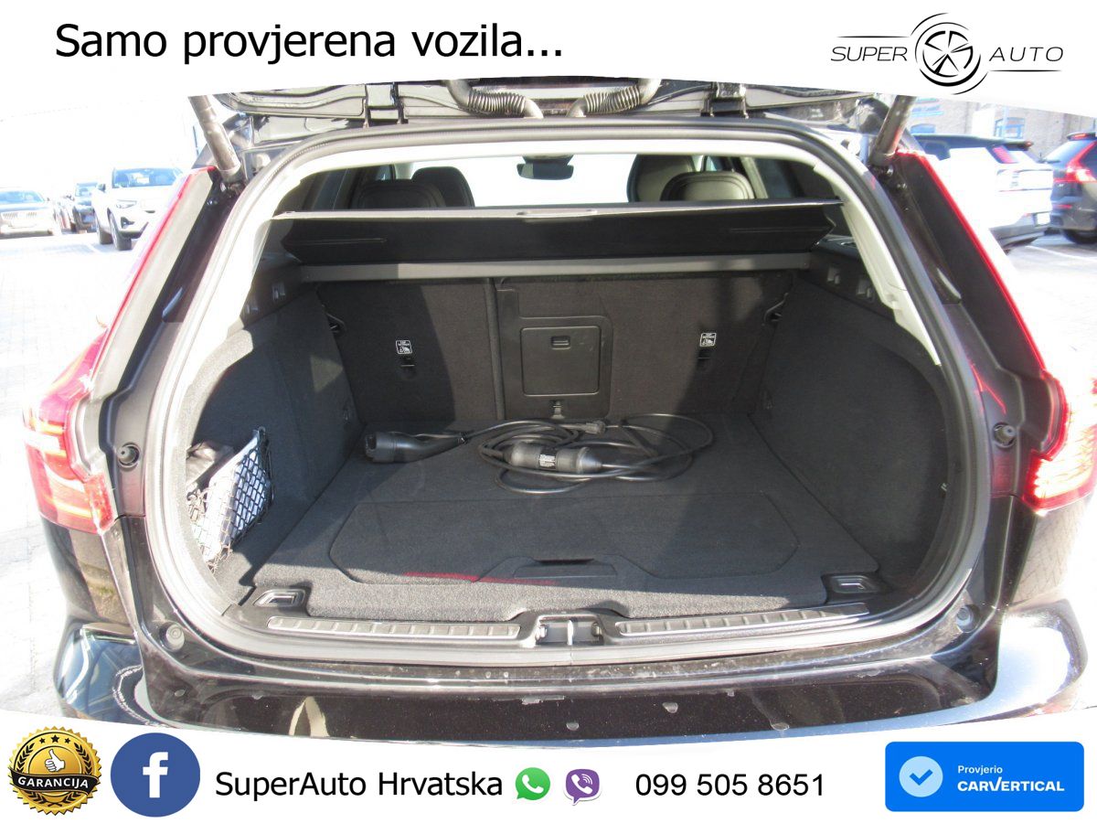 Volvo V60 2.0 T8 AWD Geartronic ACC+HEAD+4xGR SJED+360+PANO