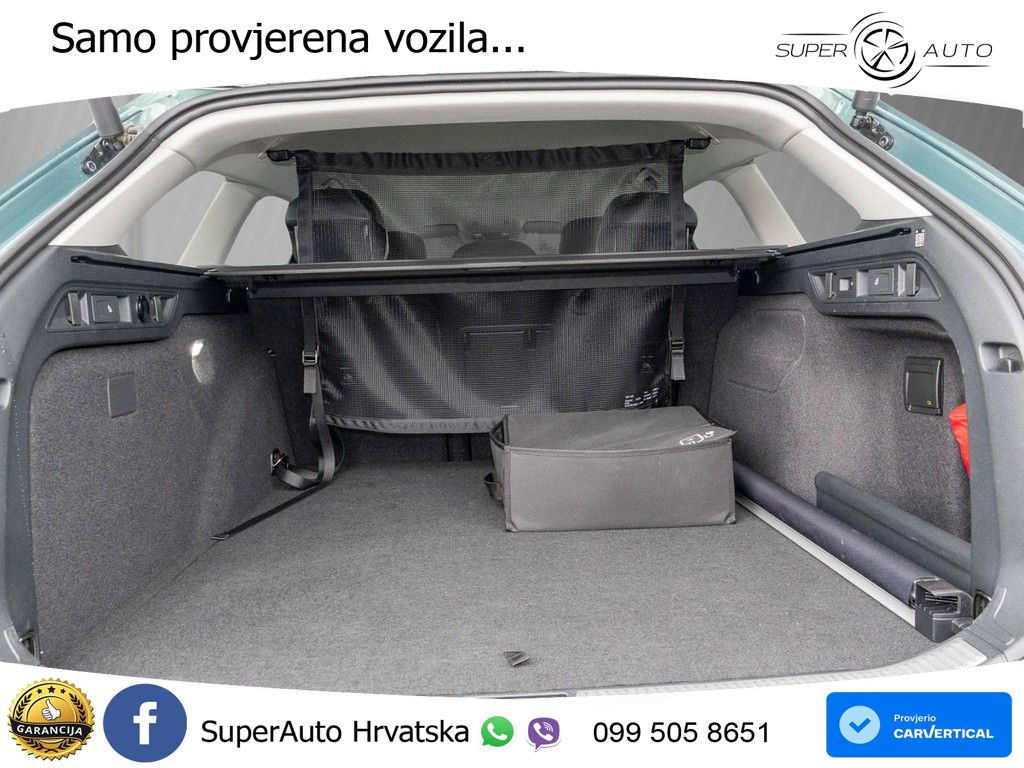 Volkswagen Passat Variant 1.5 TSI (204 KS) eHybrid DSG Elegance LED+GR SJED+ACC