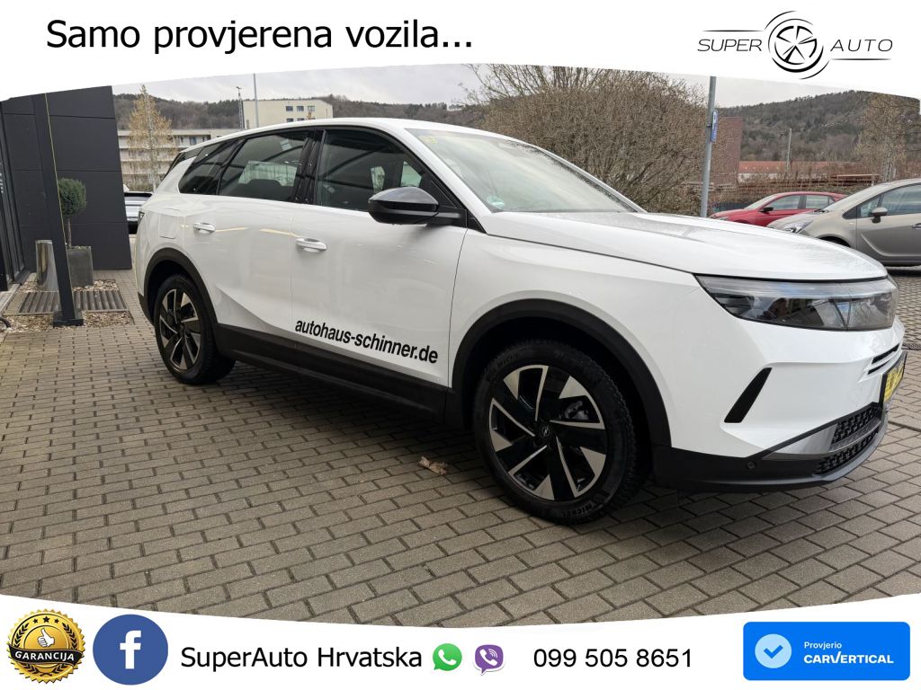 Opel Grandland 1.2 Turbo (136 KS)  e-DCT Edition LED+GR SJED+ACC