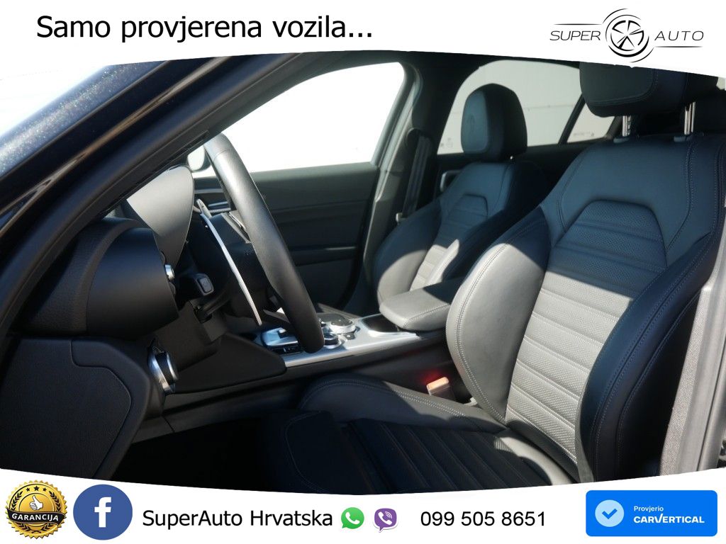 Alfa Romeo Giulia 2.0 Turbo (280 KS) Q4 Automatic LED+GR SJED+ACC