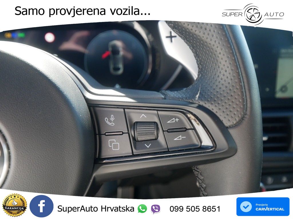Alfa Romeo Giulia 2.0 Turbo (280 KS) Q4 Automatic LED+GR SJED+ACC