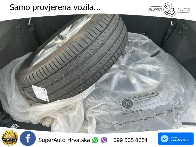 Audi Q3 35 TDI (150 KS) S tronic S line LED+GR SJED+ACC