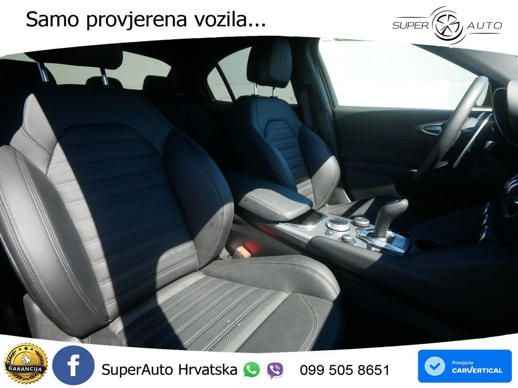 Alfa Romeo Giulia 2.0 Turbo (280 KS) Q4 Automatic LED+GR SJED+ACC