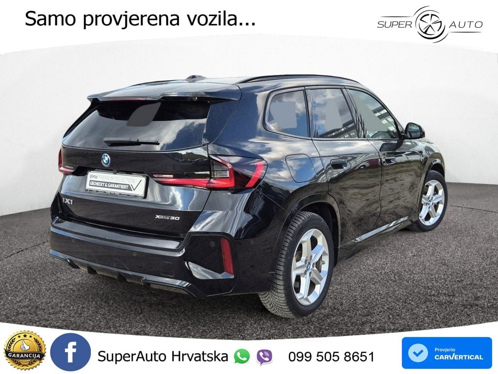 BMW iX1 68 kWh (313 KS) xDrive30 M Sport ACC+HEAD+GR SJED+360+PANO