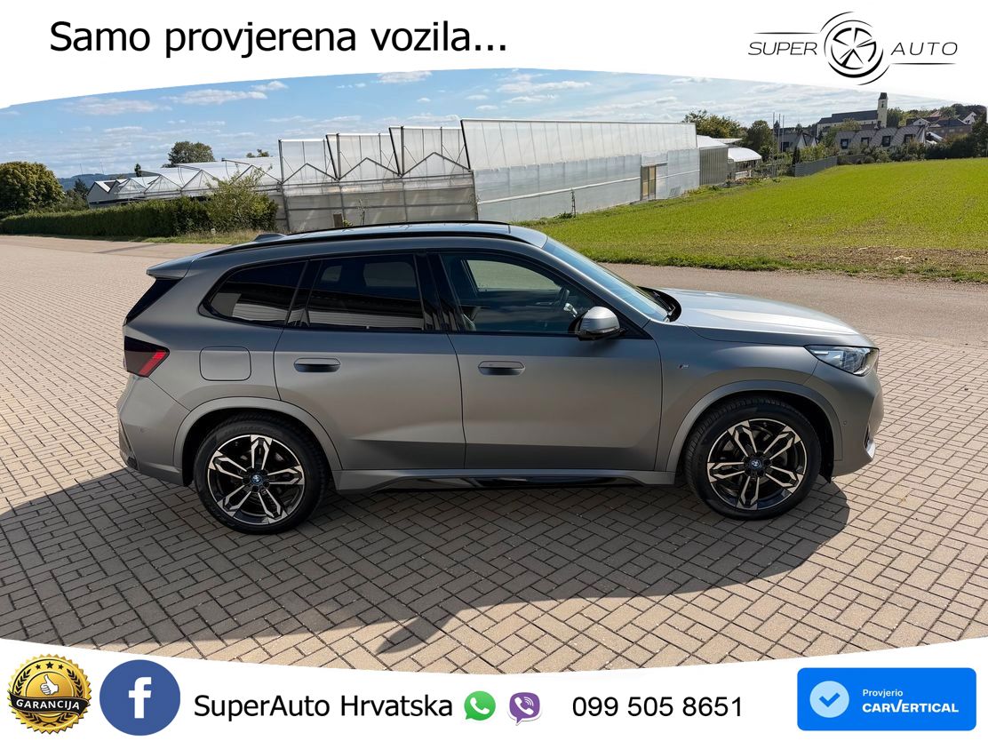 BMW iX1 68 kWh (313 KS) xDrive30