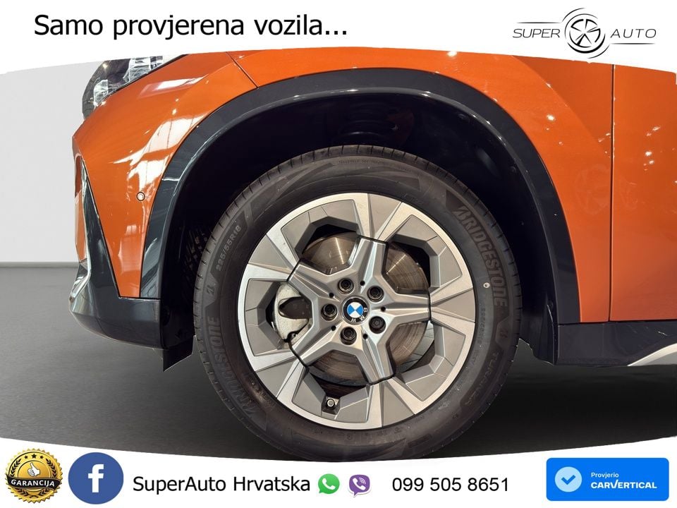 BMW X1 23i (218 KS) xDrive Steptronic LED+GR SJED+ACC