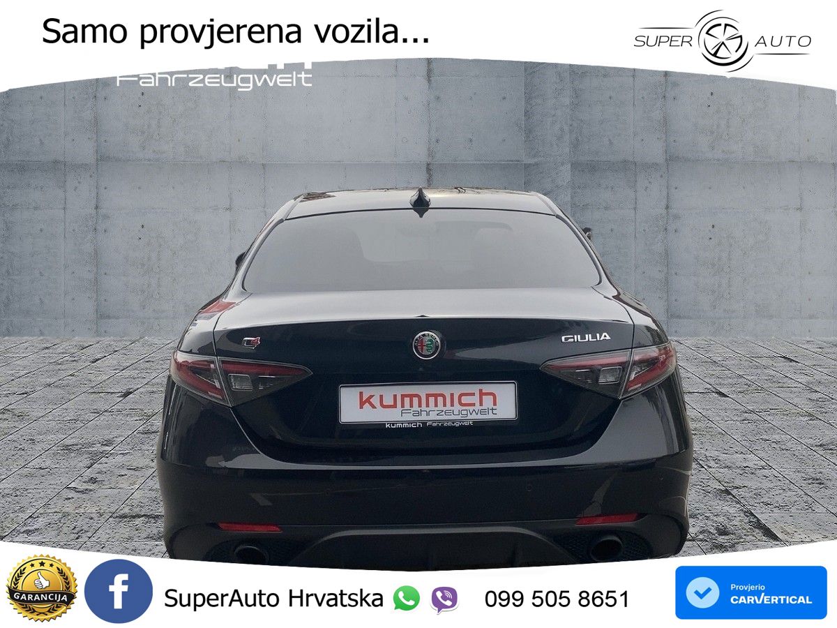 Alfa Romeo Giulia 2.0 Turbo (280 KS) Q4 Automatic LED+GR SJED+ACC
