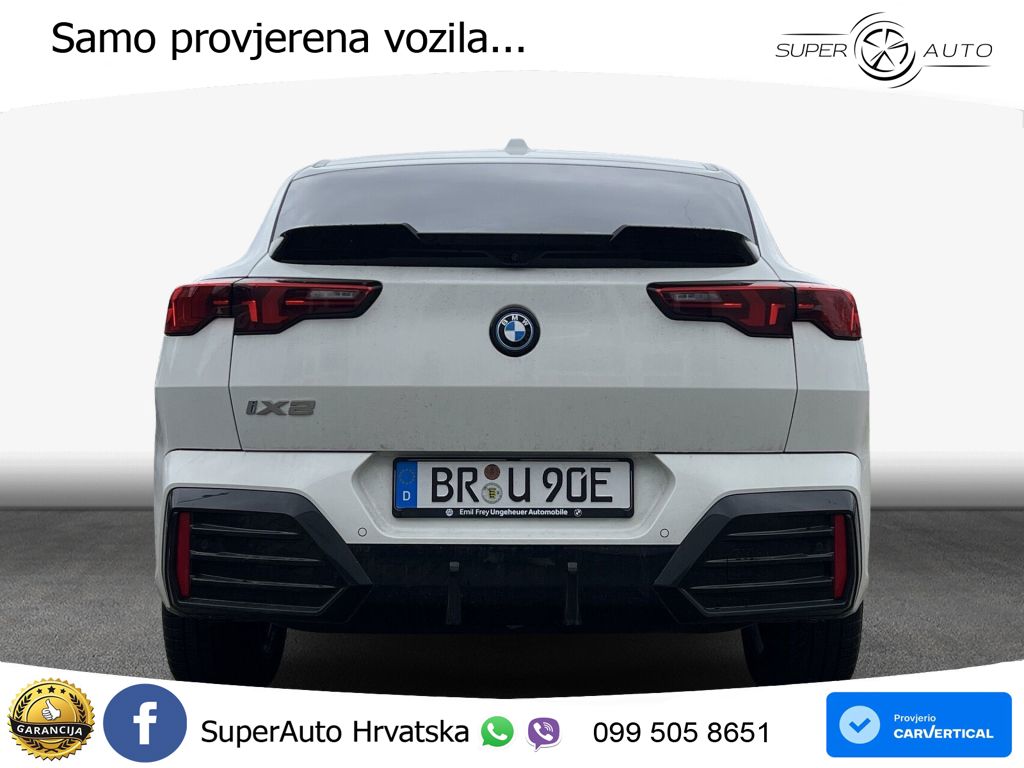 BMW iX2 66.5 kWh (313 KS) xDrive30