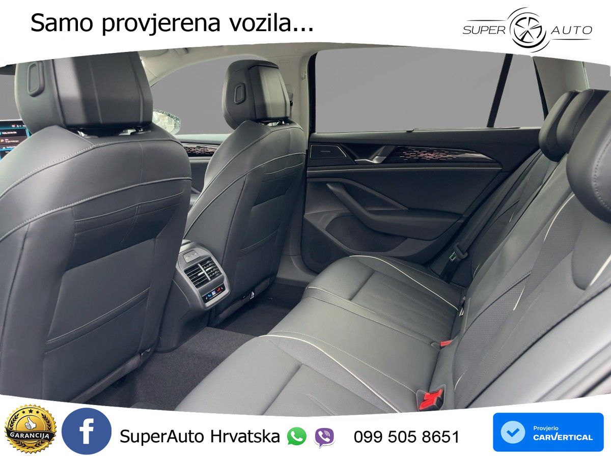 Volkswagen Passat Variant 1.5 TSI (272 KS) eHybrid DSG Elegance LED+GR SJED+ACC