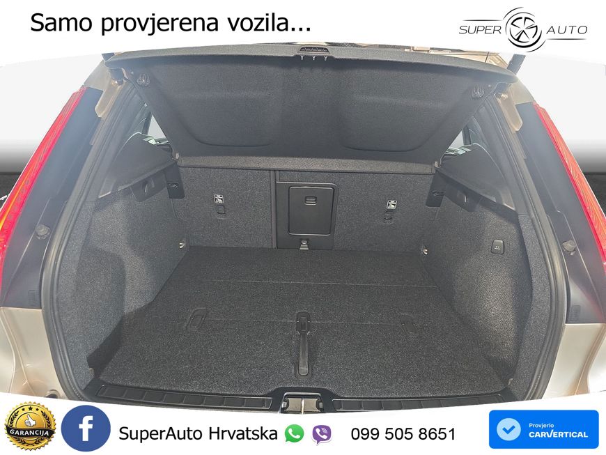 Volvo XC40 2.0 B4 AWD 197 KS Automatic ACC+GR SJED+360+PANO
