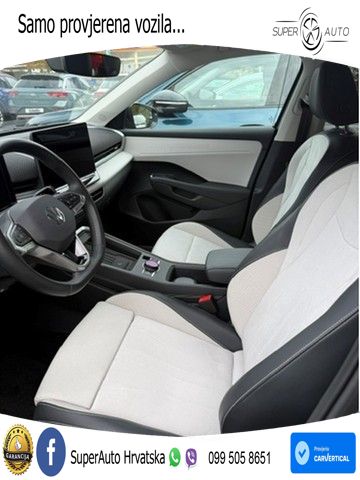 Volkswagen T-Roc 1.5 eTSI (116 KS)  DSG LED+GR SJED+ACC