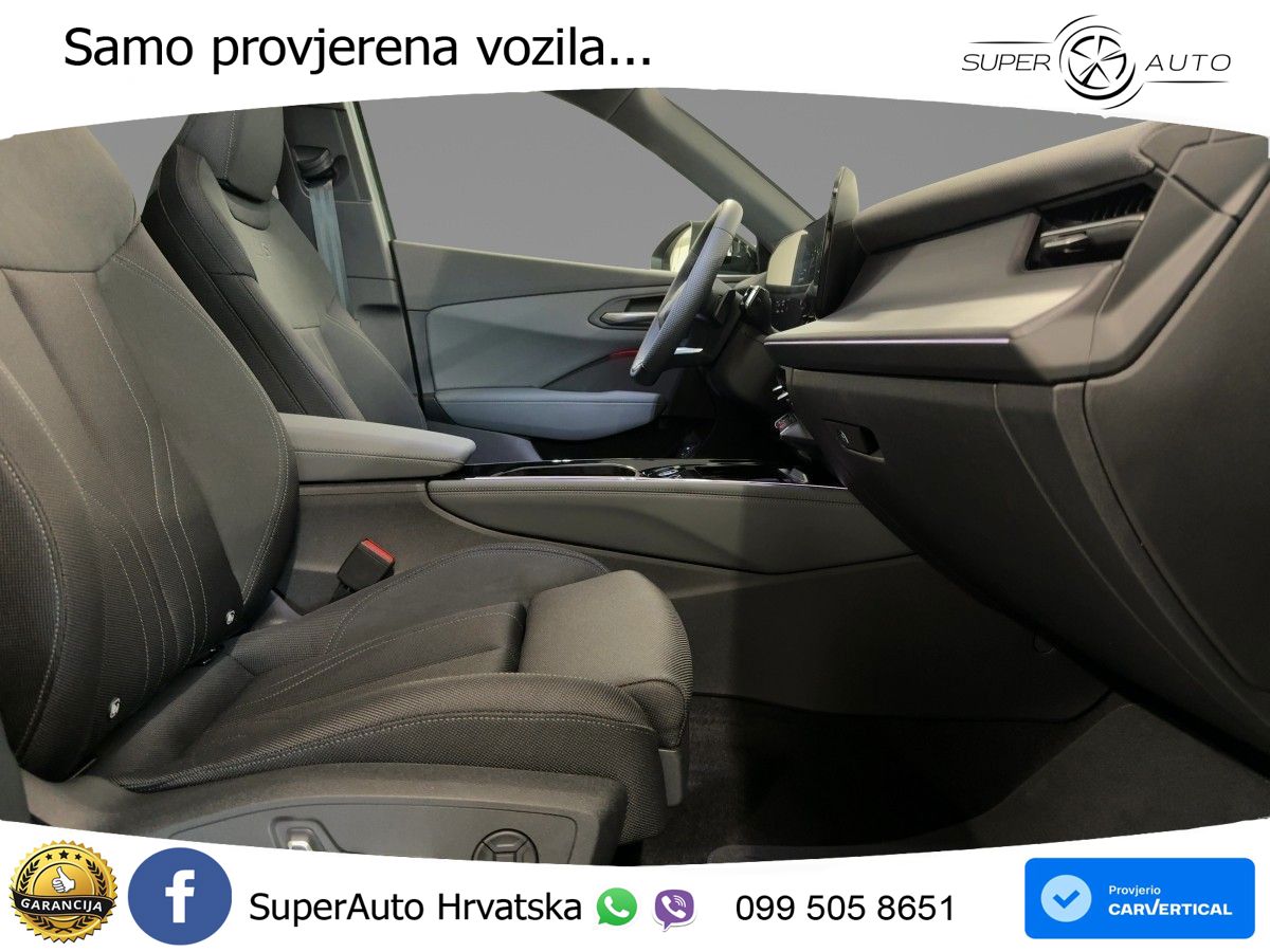 Audi Q3 1.5 TFSIe (272 KS) S tronic LED+GR SJED+ACC