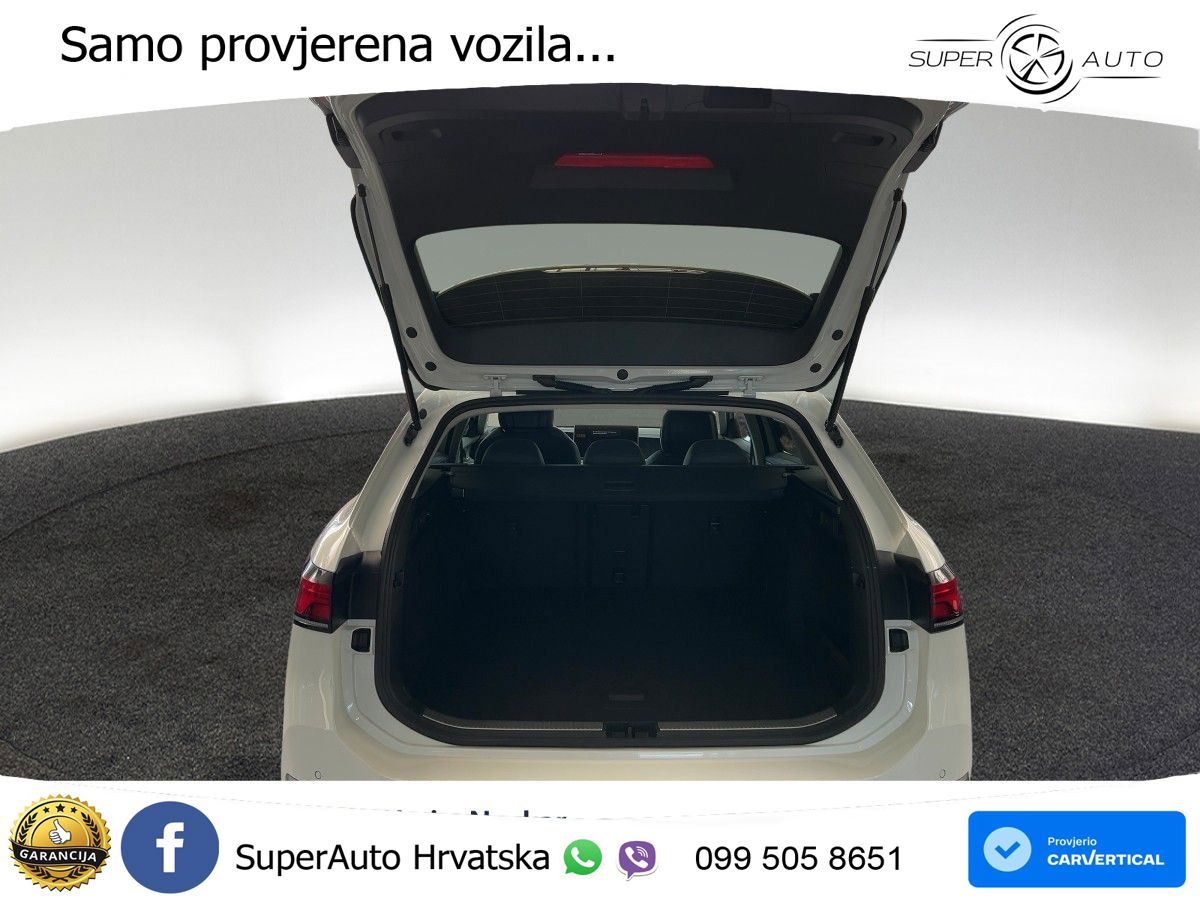 Volkswagen Passat Variant 1.5 eTSI (150 KS) DSG LED+GR SJED+ACC