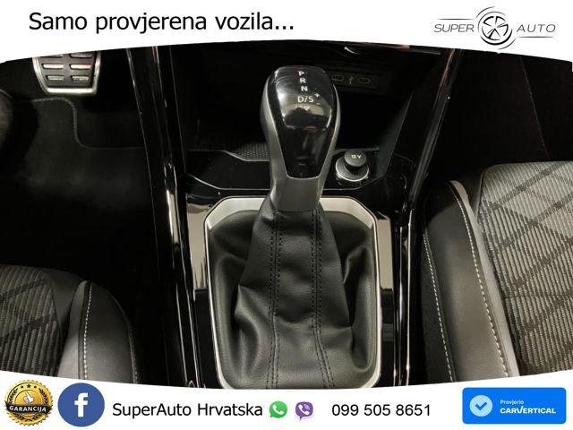 Volkswagen T-Roc 1.5 TSI (150 KS) DSG R-Line LED+GR SJED+ACC