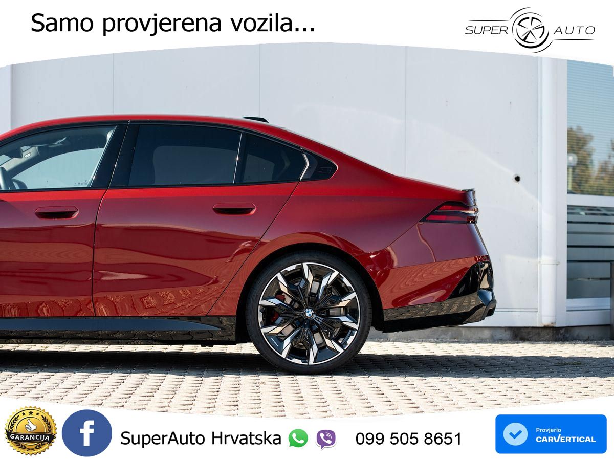 BMW 550e (489 KS) xDrive Steptronic ACC+HEAD+4xGR SJED+360+PANO