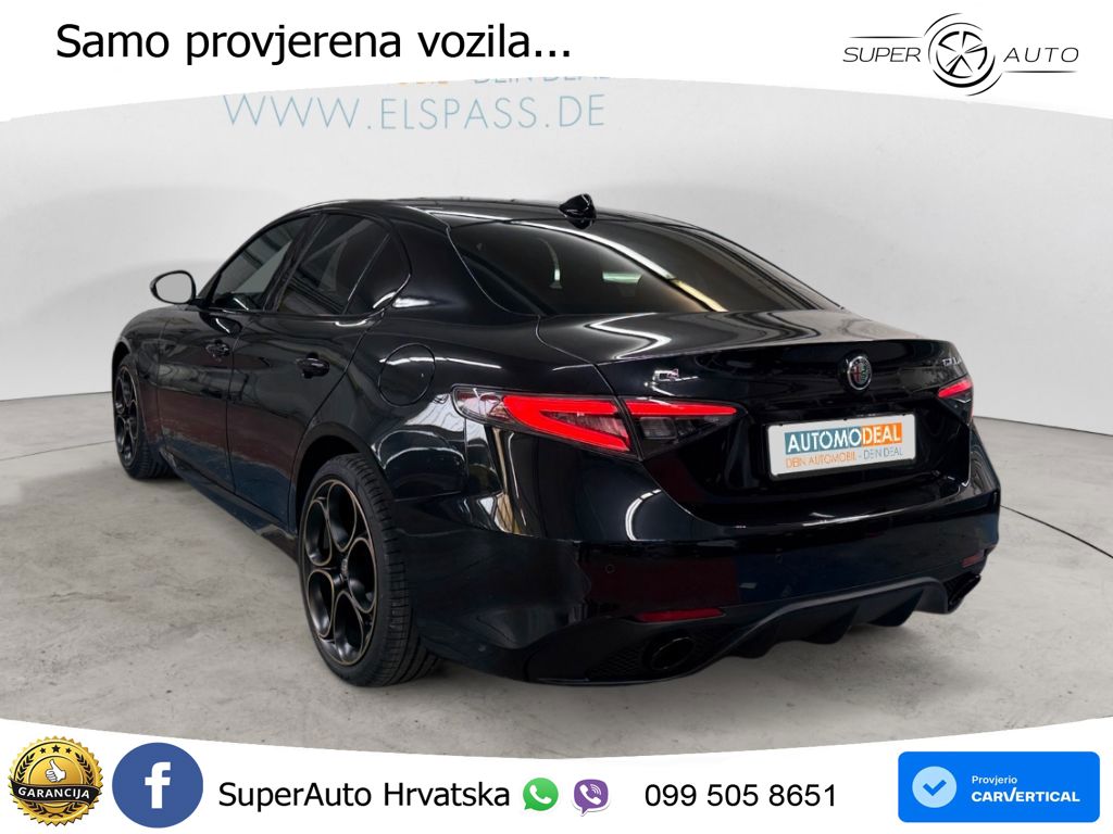 Alfa Romeo Giulia 2.0 Turbo (280 KS) Q4 Automatic LED+GR SJED+ACC
