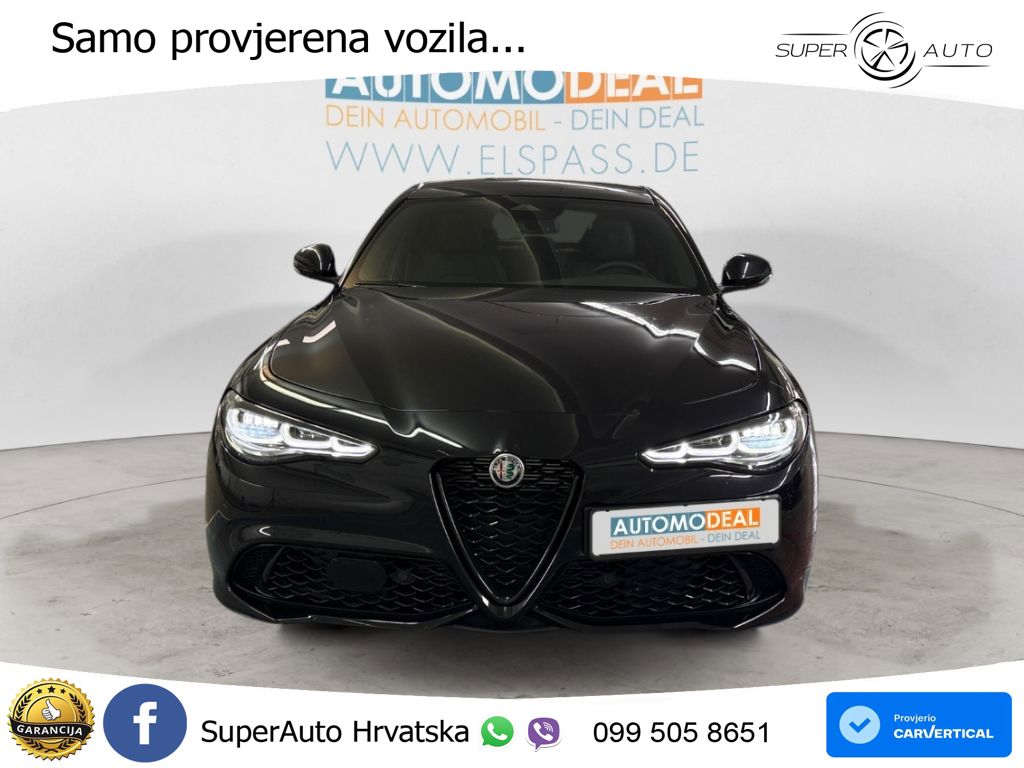 Alfa Romeo Giulia 2.0 Turbo (280 KS) Q4 Automatic LED+GR SJED+ACC