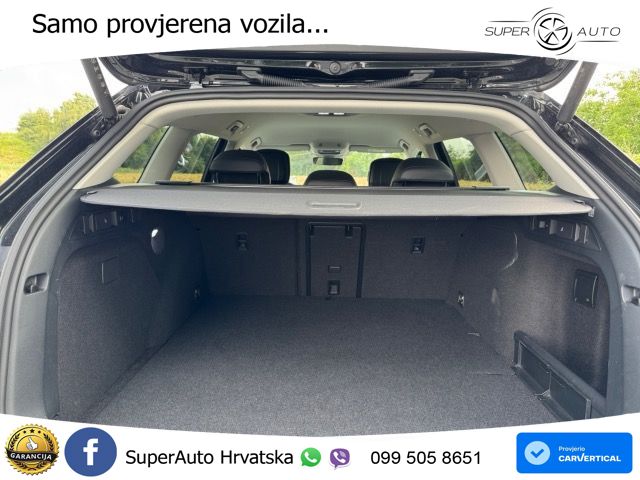 Volkswagen Passat Variant 1.5 TSI (204 KS) eHybrid DSG Elegance LED+GR SJED+ACC