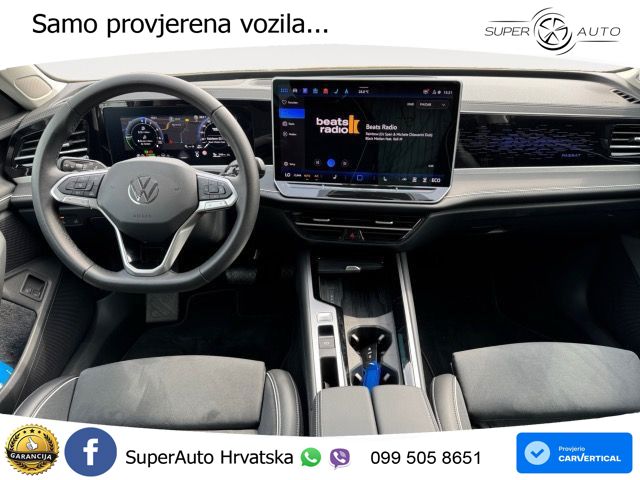 Volkswagen Passat Variant 1.5 TSI (204 KS) eHybrid DSG Elegance LED+GR SJED+ACC