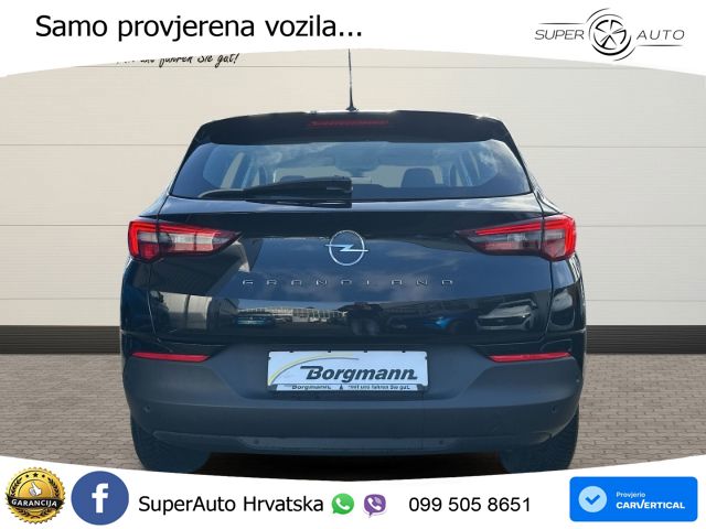 Opel Grandland 1.2i Turbo (130 KS)