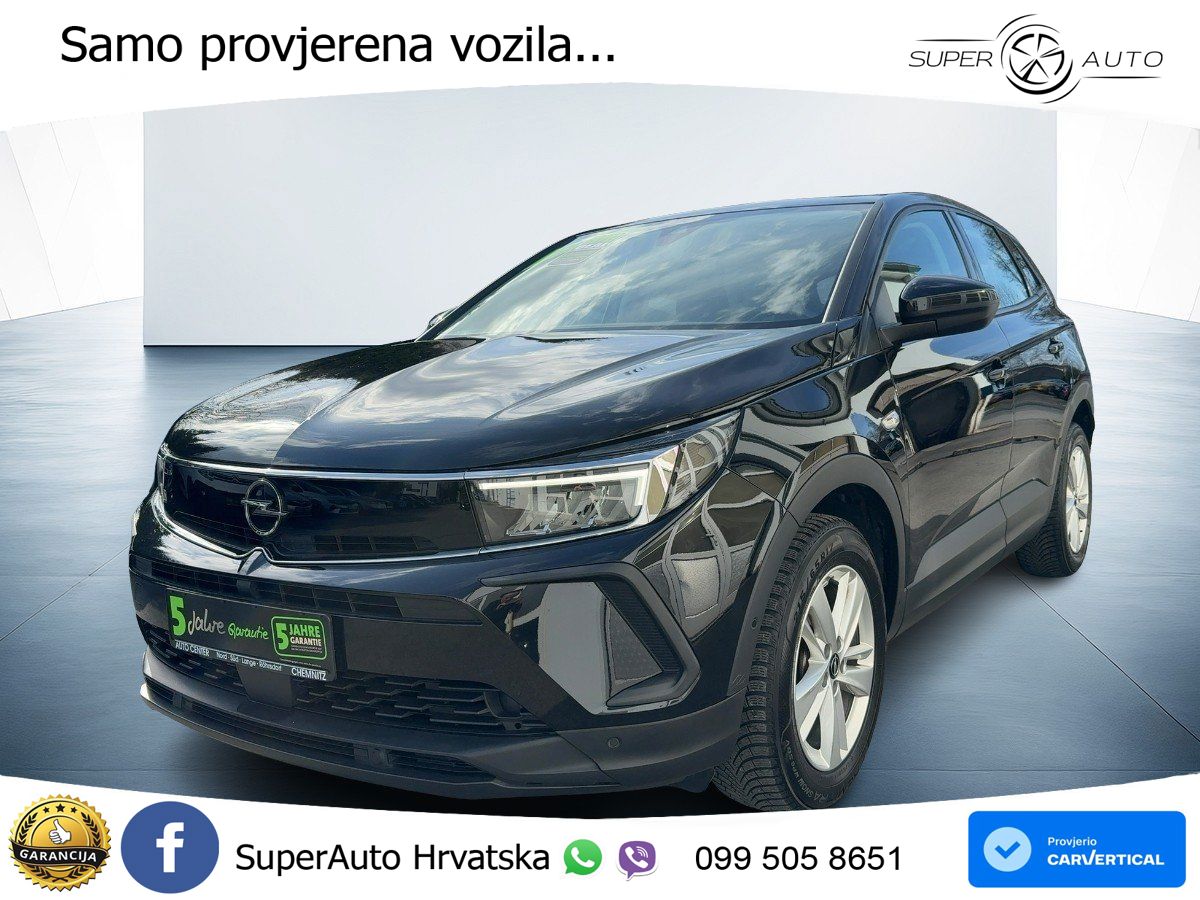 Opel Grandland 1.2i Turbo (130 KS)
