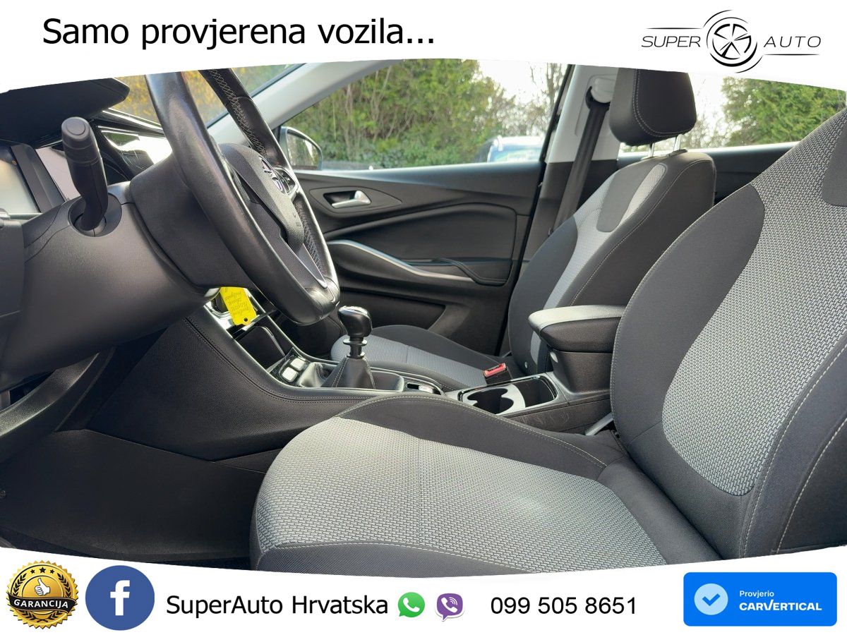 Opel Grandland 1.2i Turbo (130 KS)