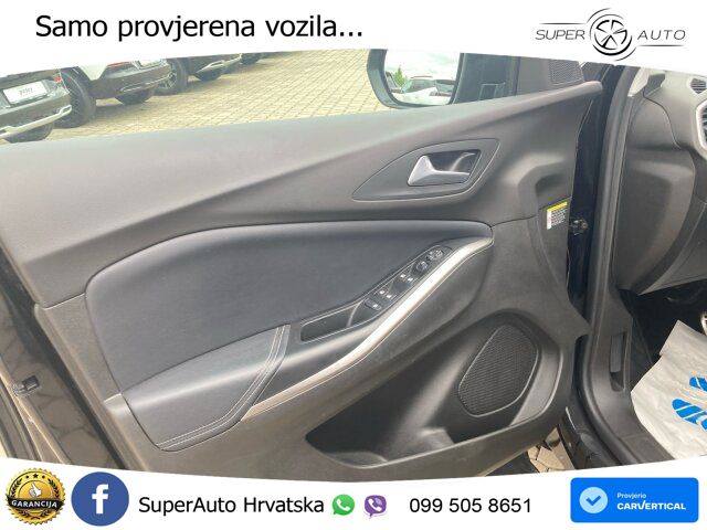 Opel Grandland 1.2i Turbo (130 KS) Automatic Elegance LED+GR SJED+ACC