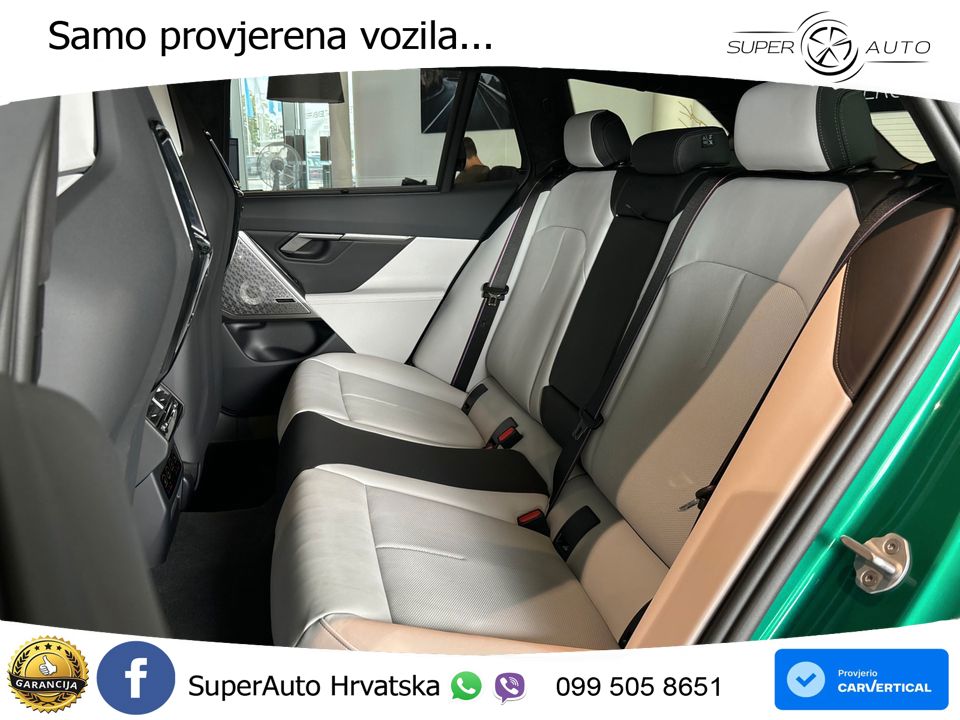 BMW M5 Touring 4.4 V8 (727 KS) xDrive Steptronic ACC+GR SJED+360+PANO