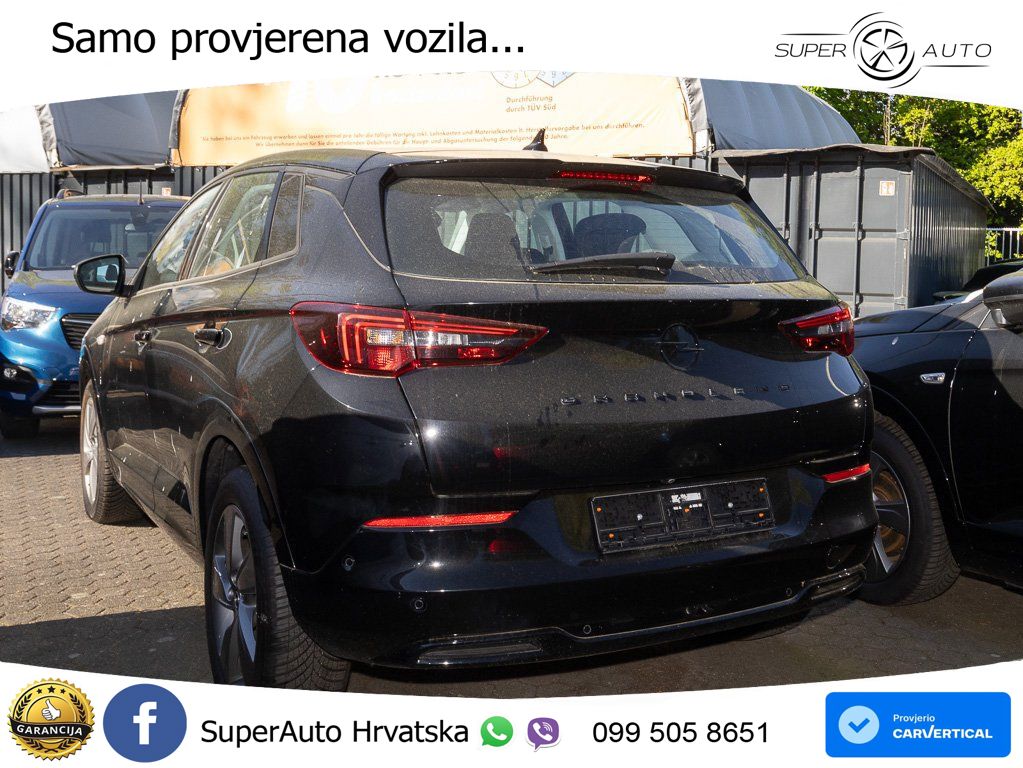 Opel Grandland 1.2i Turbo (130 KS) Automatic GS