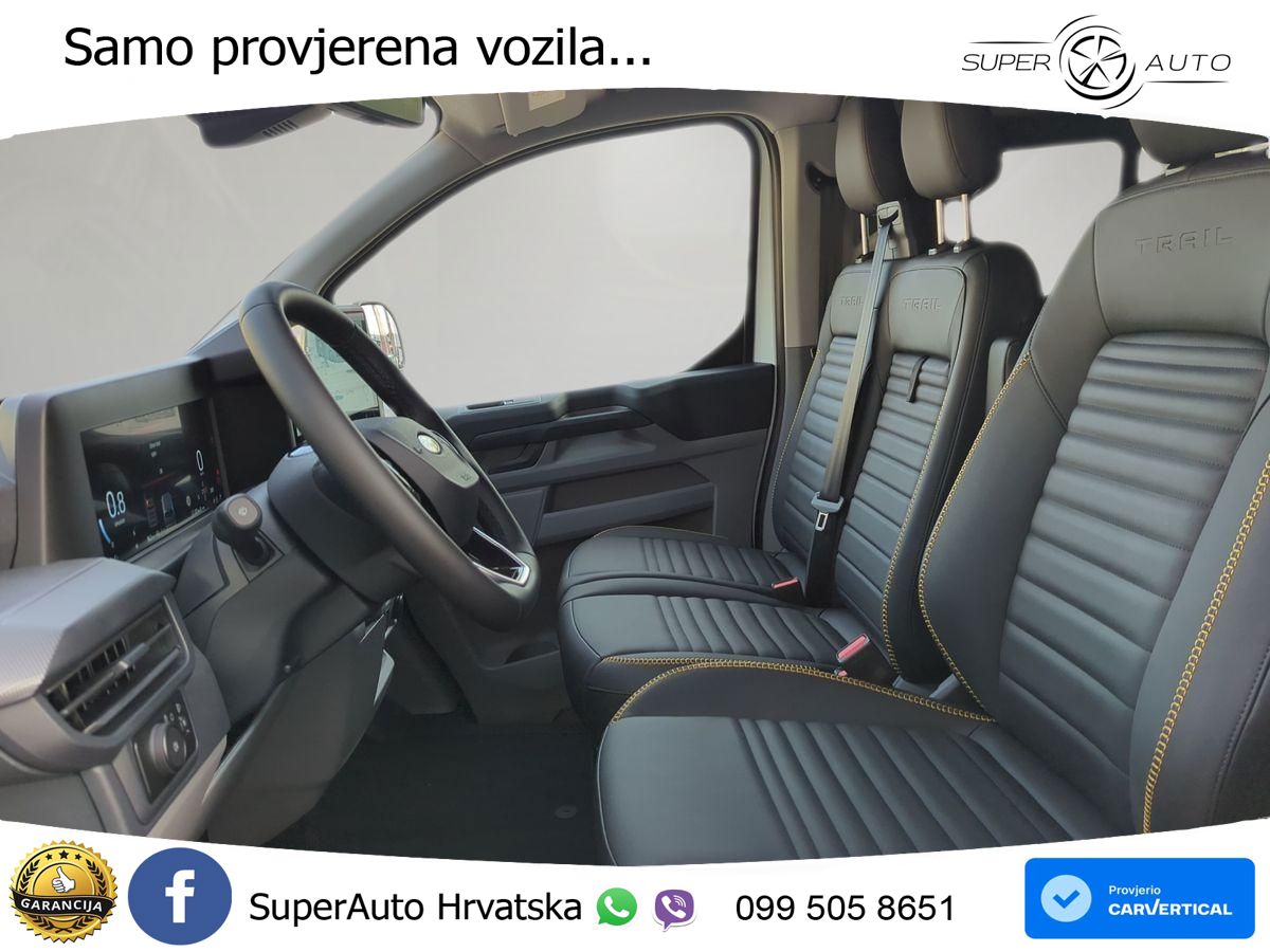 Ford Transit Custom 320 L1 Trail 2.0L / 9-Sitze / AHK 136 KS