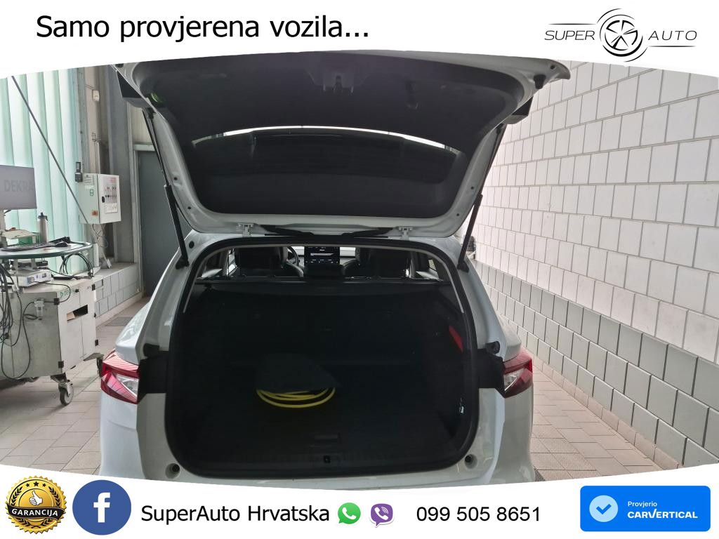 Škoda Enyaq iV 80 82 kWh (204 KS) Loft MATRIX+GR SJED+KAM