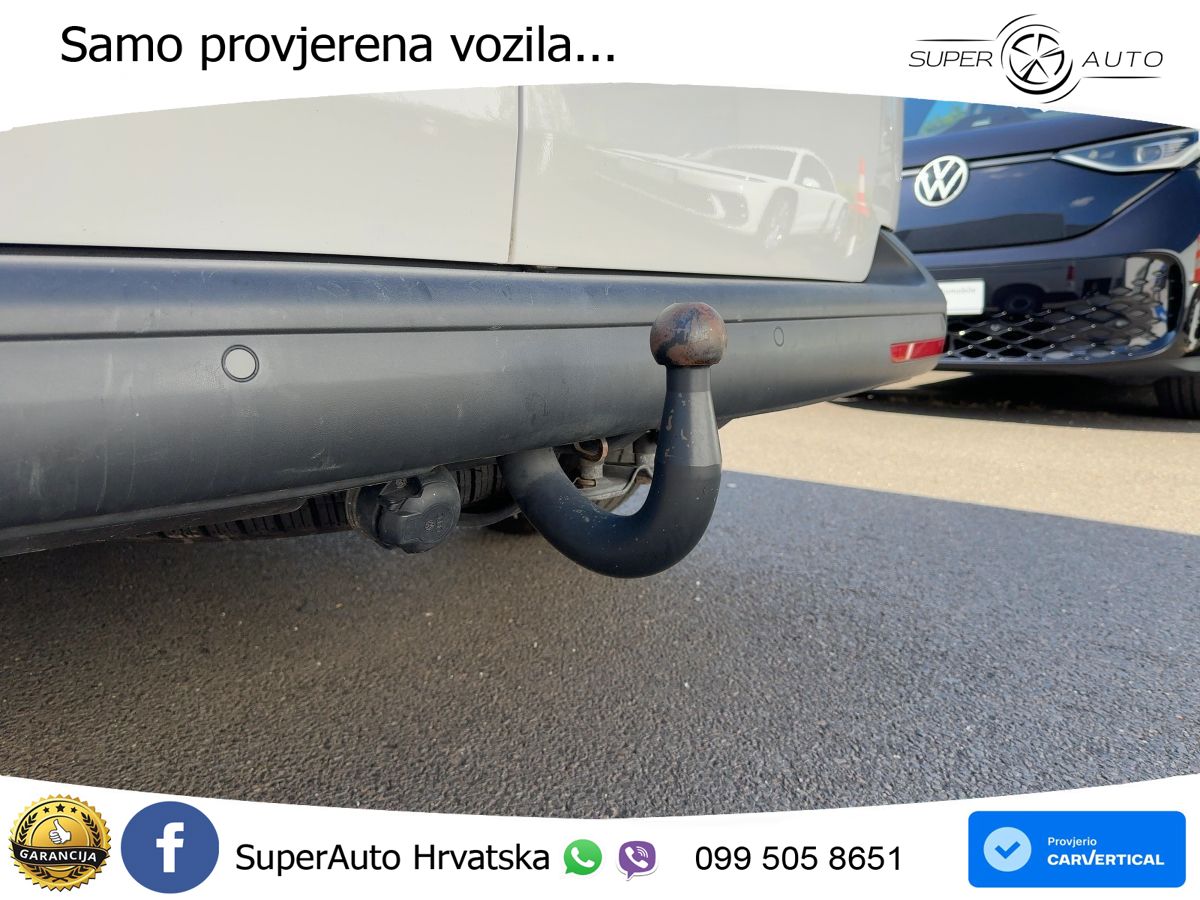 Volkswagen T6.1 Transporter Kasten Standhzg. PDC AHZV 110 KS