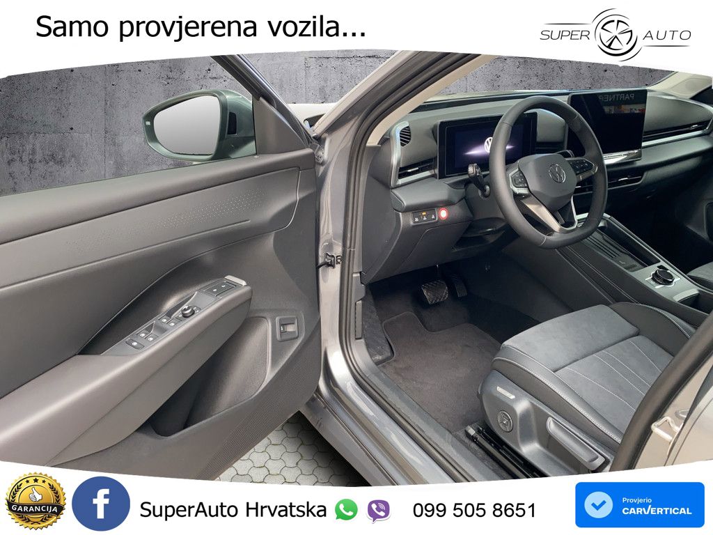 Volkswagen T-Roc 1.5 eTSI (116 KS)  DSG LED+GR SJED+ACC