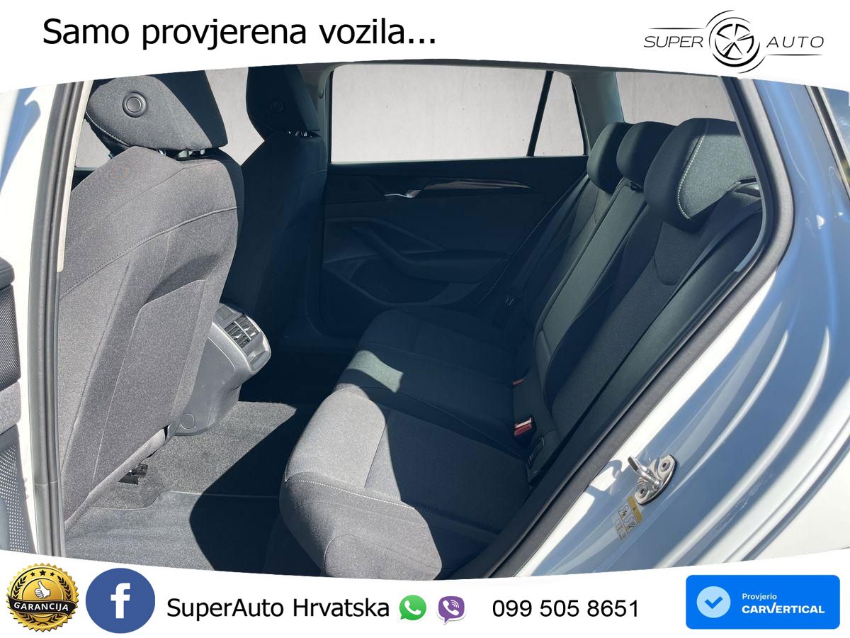 Volkswagen Passat Variant 1.5 eTSI (150 KS) DSG LED+GR SJED+ACC