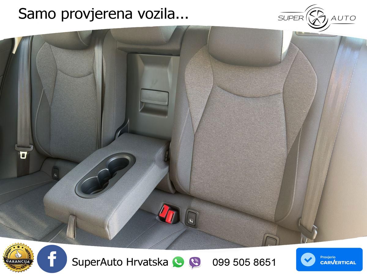 Volkswagen Passat Variant 1.5 eTSI (150 KS) DSG LED+GR SJED+ACC