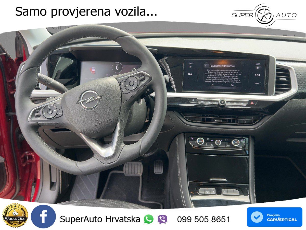 Opel Grandland 1.2i Turbo (130 KS) Automatic GS LED+GR SJED+ACC