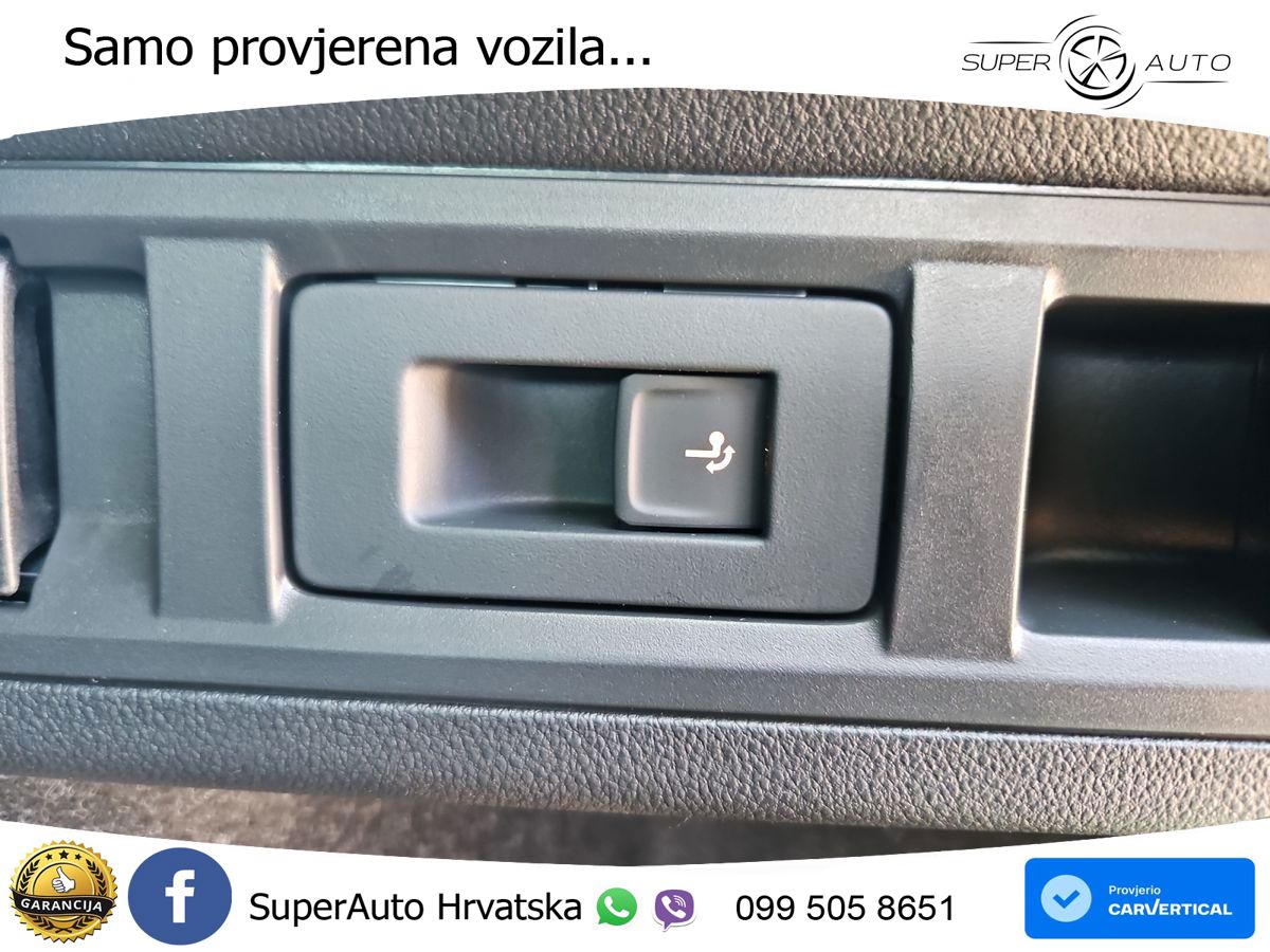 Škoda Octavia Combi 1.5 TSI (150 KS) DSG SportLine MATRIX+GR SJED+KAM
