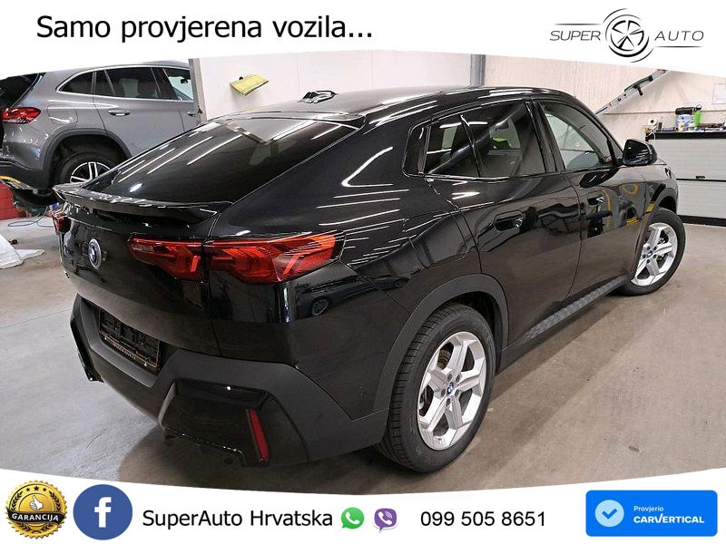 BMW iX2 66.5 kWh (313 KS) xDrive30