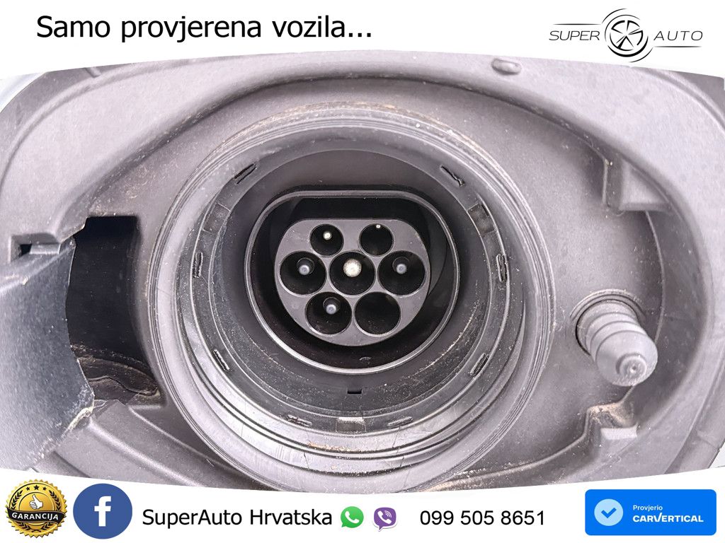 Volvo XC60 T8 AWD Geartronic ACC+HEAD+4xGR SJED+360+PANO