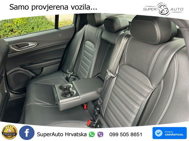 Alfa Romeo Giulia Quadrifoglio 2.9 V6 Bi-Turbo (520 KS) Automatic LED+GR SJED+ACC