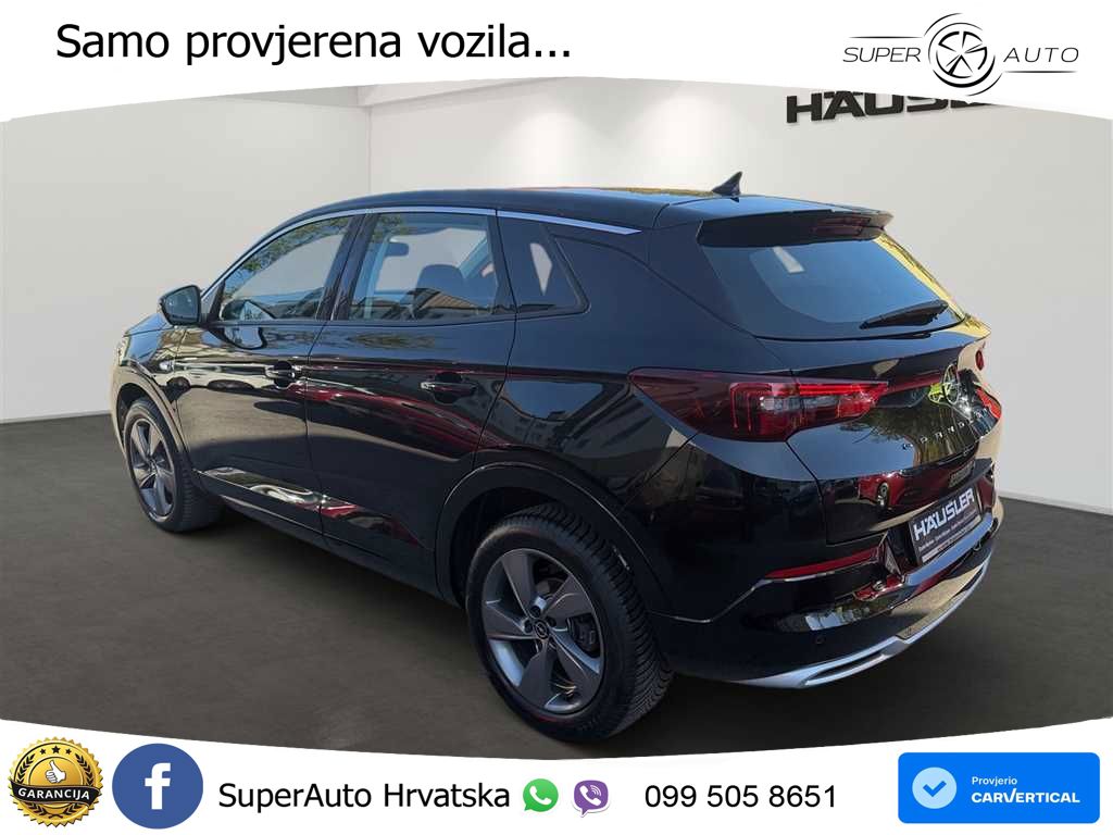 Opel Grandland 1.2i Turbo (130 KS) Automatic LED+ACC