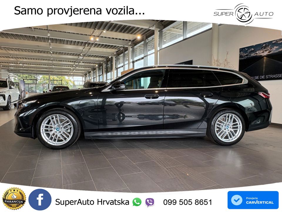 BMW 530e Touring (299 KS) xDrive Steptronic LED+GR SJED+ACC