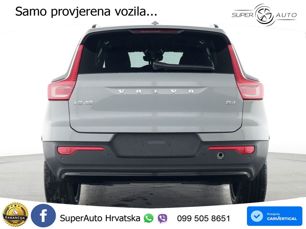 Volvo XC40 2.0 B4 AWD 197 KS Automatic ACC+GR SJED+360+PANO
