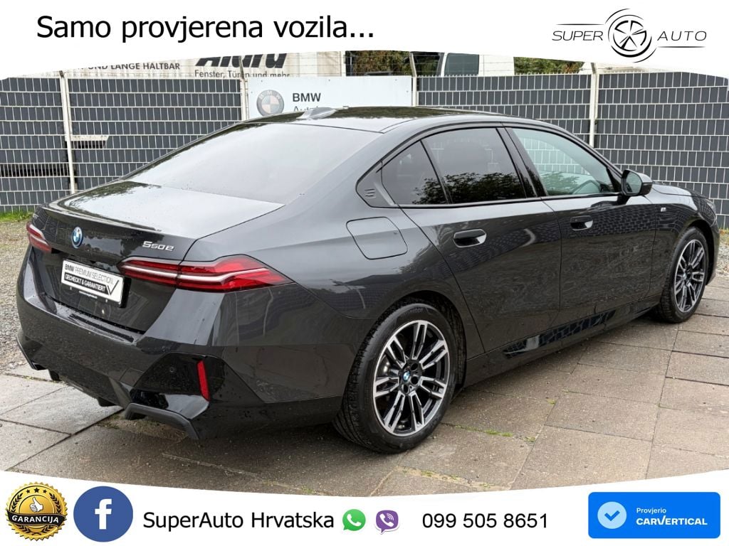 BMW 550e (489 KS) xDrive Steptronic LED+GR SJED+ACC