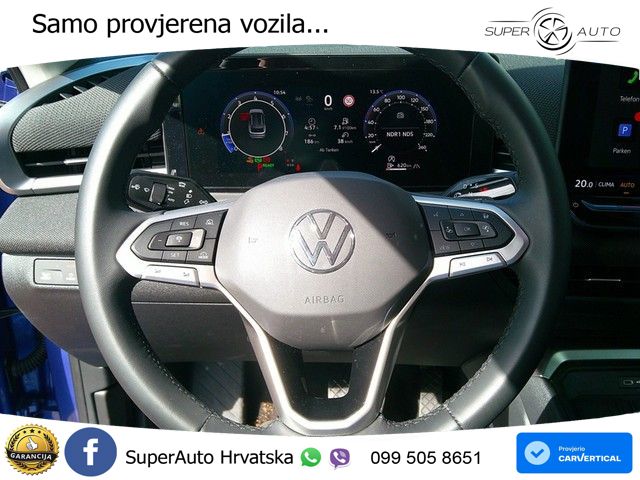 Volkswagen T-Roc 1.5 eTSI (150 KS)  DSG LED+GR SJED+ACC