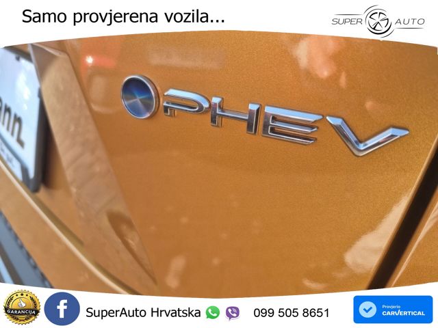 Toyota C-HR 2.0 (223 KS) PHEV e-CVT Teamplayer LED+GR SJED+ACC