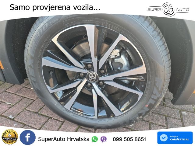 Toyota C-HR 2.0 (223 KS) PHEV e-CVT Teamplayer LED+GR SJED+ACC