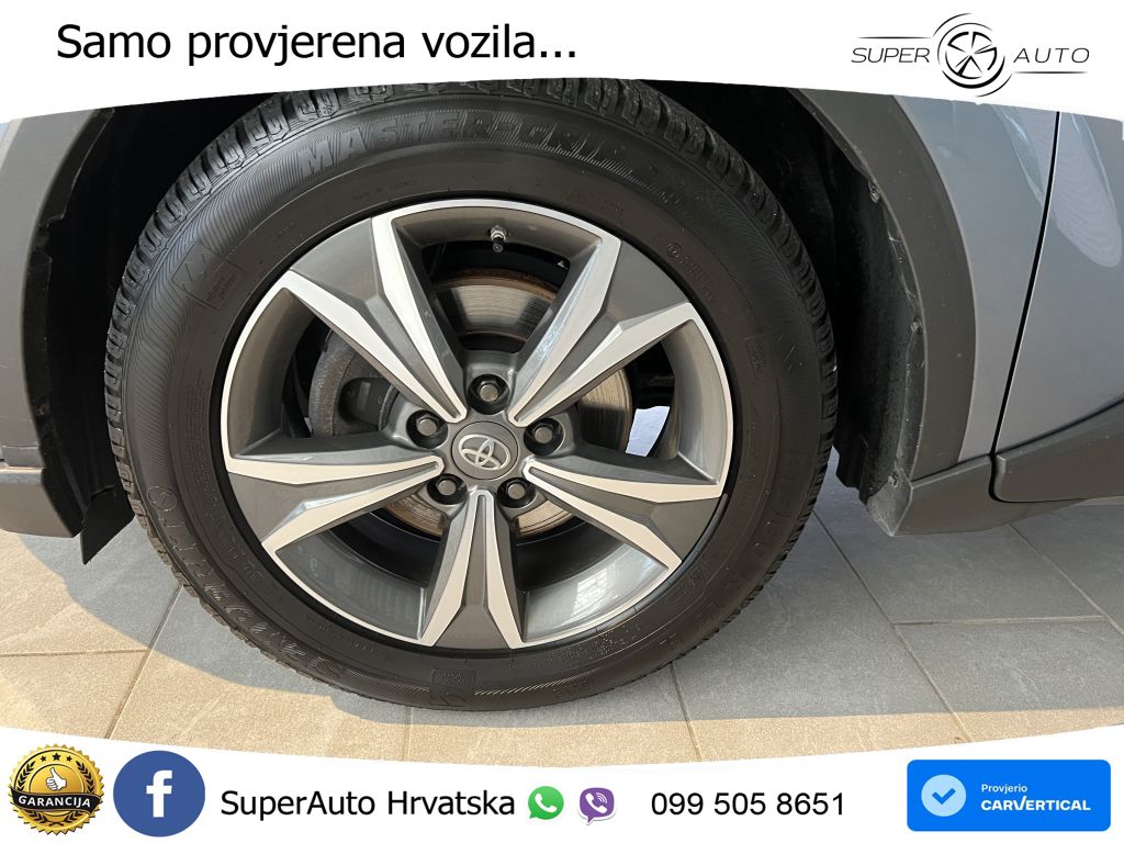 Toyota C-HR 2.0 (184 KS) Hybrid e-CVT Team D LED+GR SJED+ACC